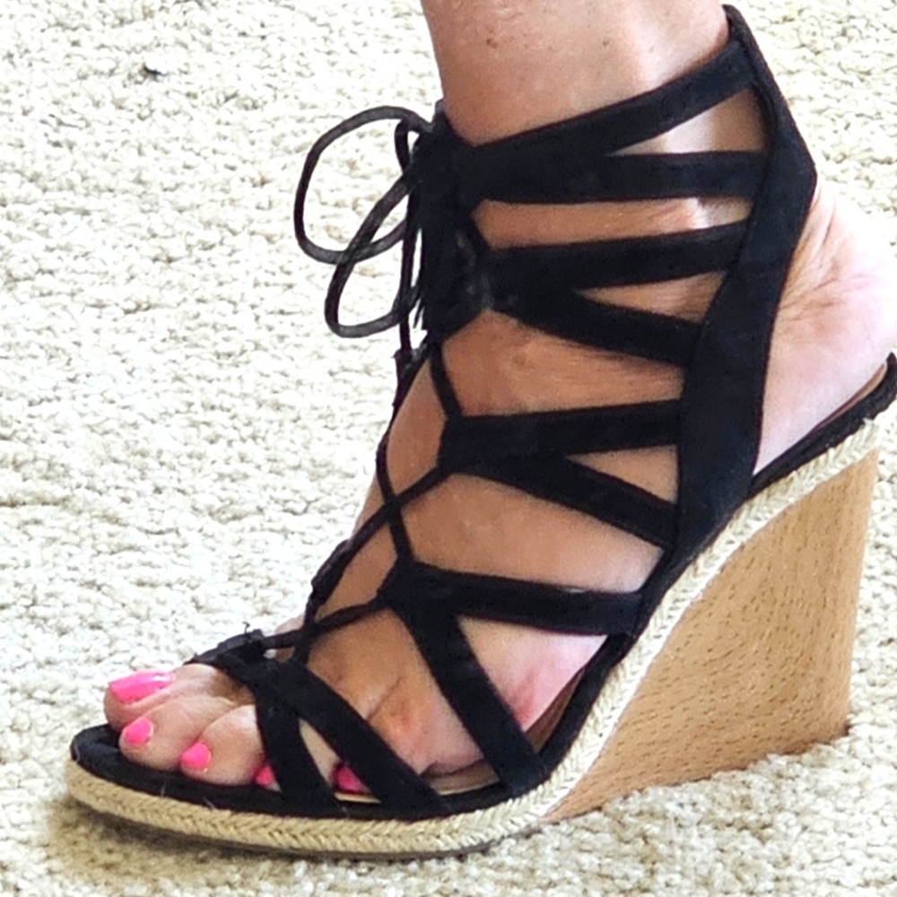 HOT!!! NWOT Black lace up strap wedges